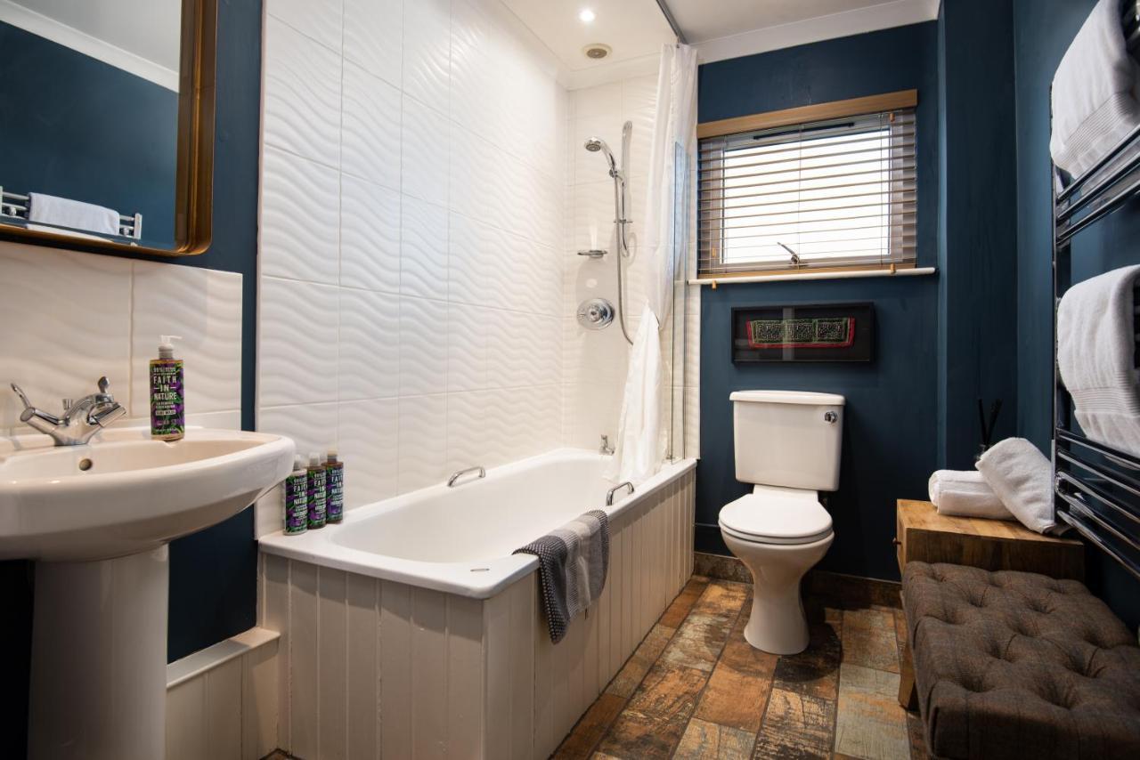 Bastle Retreats Farm Cottage Duns Extérieur photo